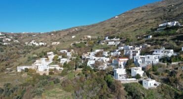 Μουντάδος